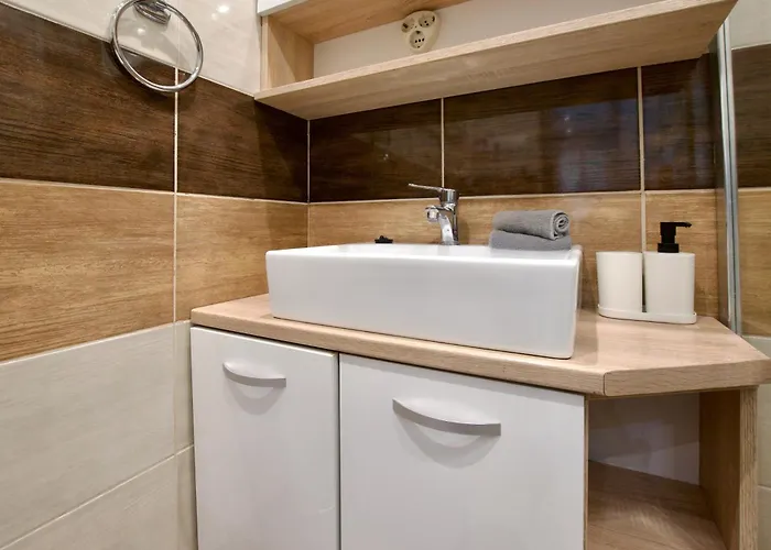 Standard By Hi5- In Appartement